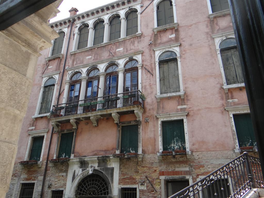 Apartamento Palazzo Boldu - Ca'Arlecchino Venecia Exterior foto